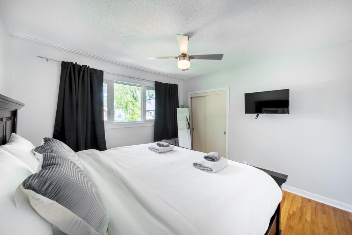Beautiful In A Prime Location Holiday home